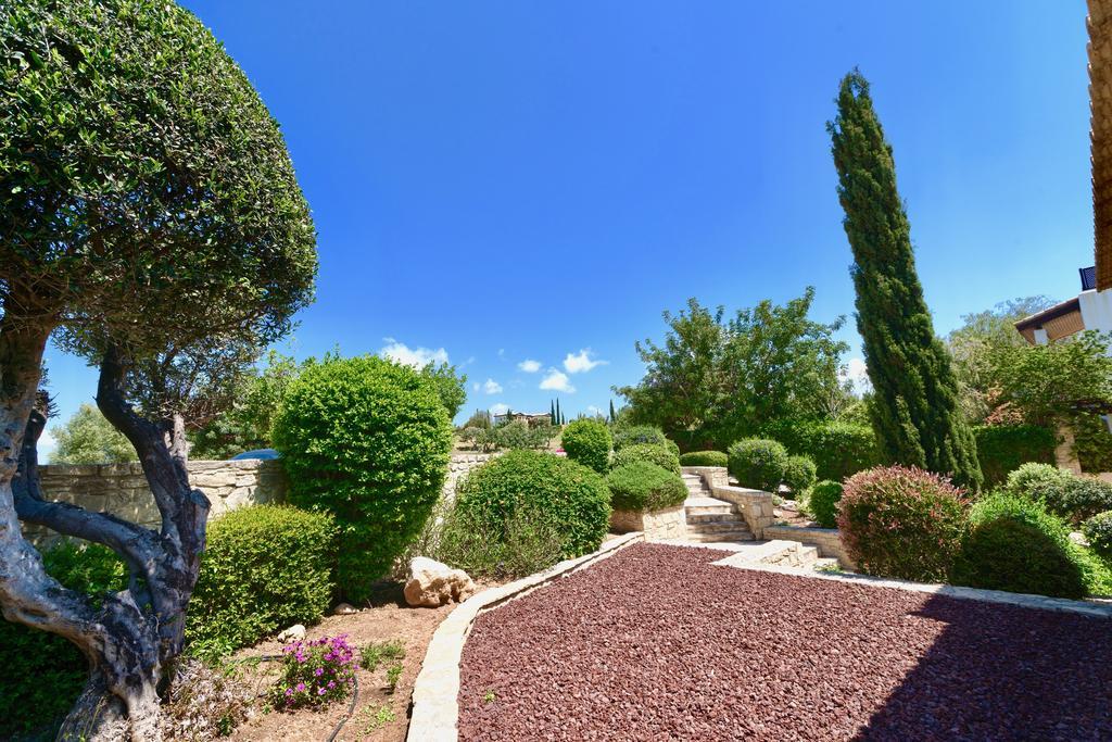 4 Bedroom Villa Helidoni With Private Infinity Pool, Aphrodite Hills Resort Куклія Екстер'єр фото
